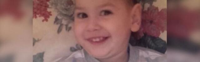 Maleni Filip (10) ne može da sedi i da hoda: Hitno mu je potrebna naša pomoć