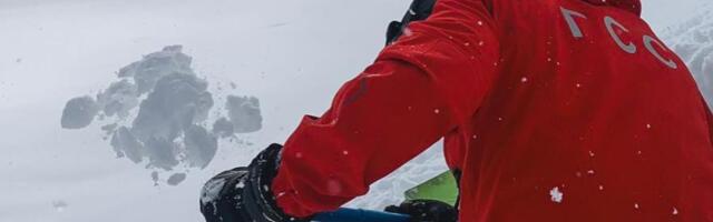 TRI OSOBE SE IZGUBILE U SUBOKOM SNEGU NA RTNJU Drama na stazi Sitna stena, Gorska služba odmah krenula u akciju