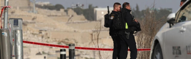 Иранци гађали Израел балистичким ракетама