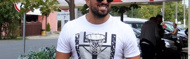 "Ima 41 godinu i pokazuje sise": Stanija otkrila da je Tomović loš u krevetu, pa joj uzvratio