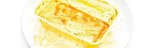 Bakin trik za masne mrlje iz plastičnih posuda zaludeo internet - nestaju za nekoliko minuta bez ribanja