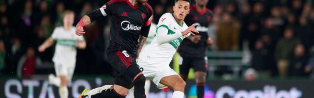 Brojali evropske trofeje u 21. veku, Sevilja i Srbin pred ispadanjem u drugu ligu posle gola u 99. minutu