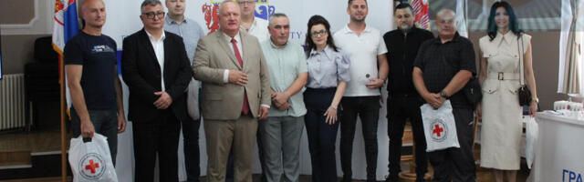 Uručena priznanja dobrovoljnim davaocima krvi