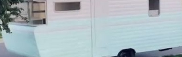 Tajanstvena kamp kućica posvađala ljude širom sveta: Još jedna optička varka širi se Internetom!