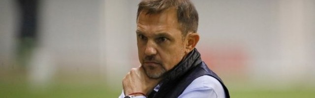 ODLOŽILI MEČ SA ZVEZDOM, pa ostali bez trenera! Rogan više nije trener Voždovca!