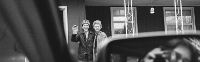 Ko je Deanna Dikeman, fotografkinja koja je 27 godina fotografisala rastanke od svojih roditelja?