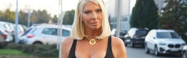 Turski milioner opsednut Jelenom Karleušom: Ne da joj mira, isplivali novi detalji