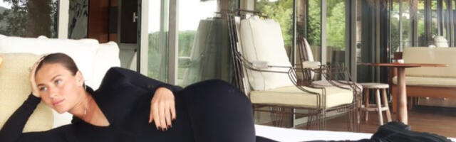 Jezivo! Atraktivna brineta trenira dok odjekuju sirene za napad, ono što je poručila ledi krv u žilama (VIDEO)