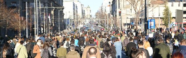 BLOKIRANA raskrsnica Birčaninove i Kneza Miloša: Studenti na ulici 24 sata!