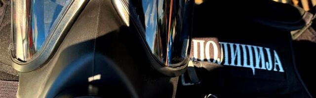 Da li ovom depešom MUP priznaje da su policajci u kriminalu