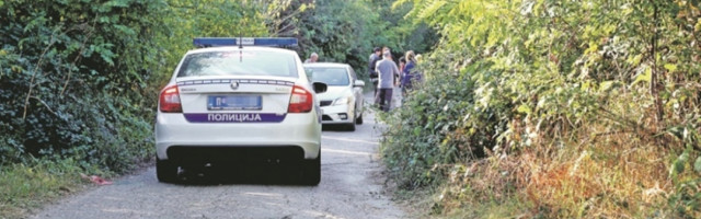 SVIREPO UBISTVO KOD RAČE Drvenom motkom ubila supruga