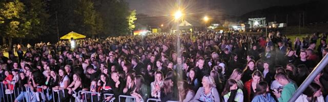 Koncert Saše Matića kasni zbog ogromnih gužvi, stadion već krcat
