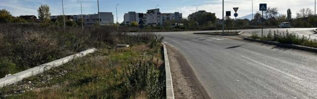 Da li je predizborna trka važnija od dozvola? – nadležni o tome zašto Bulevar Gorana Ostojića nema trotoar