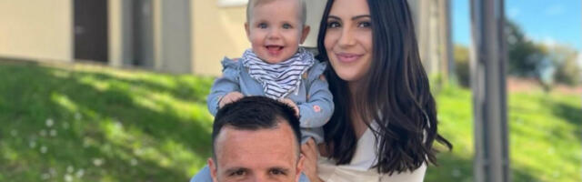 VEDETA DOBANOVČANA VAN TERENA ŽIVI SASVIM OBIČNIM PORODIČNIM ŽIVOTOM: Srnin osmeh najdraži trofej!