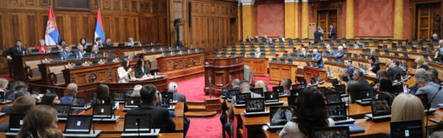 Завршен први дан расправе о изборним законима: посланици сутра настављају рад