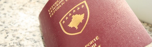 Kosovo ne priznaje Srbiju, a Srbija neće priznanje Kosova. Šta je sa pasošima?