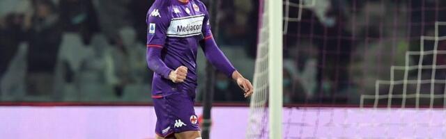 Vlahović u društvu najvećih italijanskih legendi, Fjorentina na putu ka Evropi posle pet godina (VIDEO)