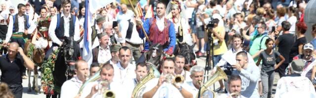 Epicentar najluđeg provoda u Srbiji: Sutra počinje Guča! Internacionalni gosti okupirali sve, evo šta se očekuje