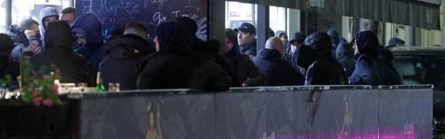 OSAM MASKIRANIH HULIGANA PRED SUDOM: Optuženi zbog ustaških pokliča protiv Srba u Zagrebu