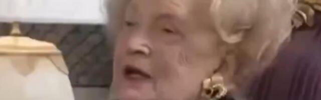 TRAMP "PLJUNUTI" MAJKA! Ista FRIZURA, ista gestikulacija, jedna njena fotografija postala je viralna zbog detalja koji je i dalje enigma! (FOTO/VIDEO)