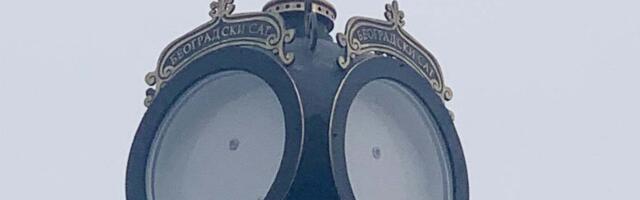 Za deset dana ostao bez svrhe: Sat na Trgu republike simbol Beograda ili SNS