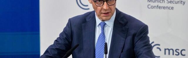 KASNO MERC DO MOREUZA STIŽE: Nemački kancelar satima posle Trampovog VREĐANJA poslao "BAJATU" poruku