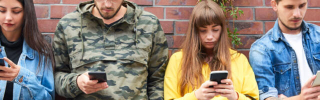 Од домаћих задатака до емотивне подршке: како тинејџери користе четботове