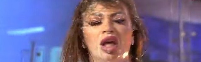 SAMO ZA PUNOLETNE! Miljana Kulić kao u filmovima za odrasle! Marija "na aparatima" zbog njenog KLIPA! /VIDEO/
