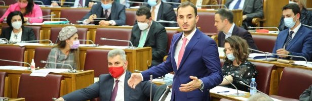 U Skupštini Crne Gore postoji većina za rezoluciju o Srebrenici, sve zavisi od Đukanovića