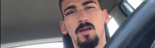 "Pao sam, tada kreću da me gaze i šutiraju": Oglasio se pretučeni Aleksandar koji je na štakama išao sa studentima (VIDEO)