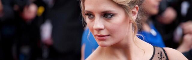 Sunovrat lepotice čiji je nervni slom gledao ceo svet: Propila se sa 14, tužila majku, a tek onda je usledio skandal