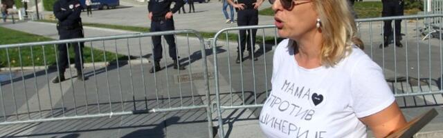 Jutro ispred Skupštine: Dijana Hrka nastavlja štrajk glađu, policija i dalje prisutna