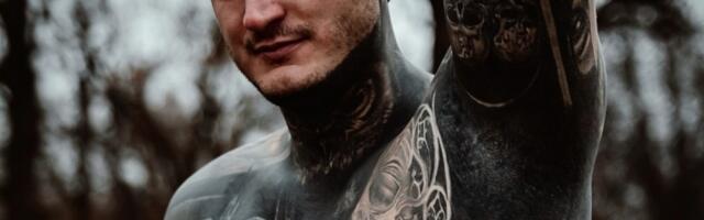 DIMITRIJE MASLAK: Kragujevčanin u odelu od tetovaža otkriva kako izgleda život izgrađen snagom izbora u koje veruješ i kad svi drugi sumnjaju