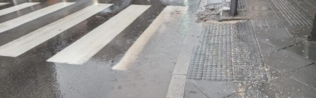 Ovako izgleda nedavno rekonstrisana ulica Pana Đukića kad padne kiša