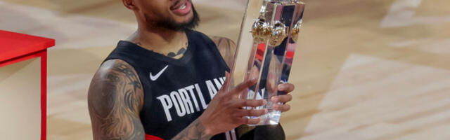 Без минута у сезони, а најбољи тројкаш: Лилард узео трећу титулу и ушао у историју НБА