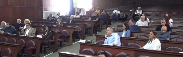 Završena konstitutivna sednica SO Kula: Predsednik iz redova SNS izabran iz dva puta, uz tenzije