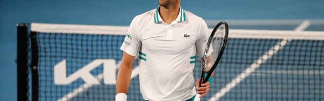 Urlik ranjenog lava! Đoković i povređen nedodirljiv za Raonića