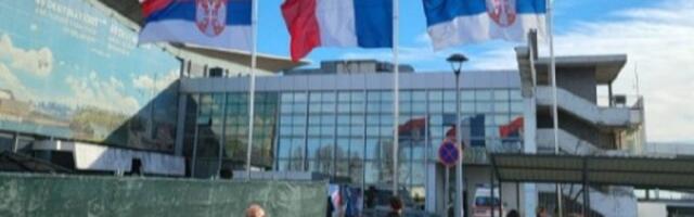 Šta će zastava Francuske na aerodromu "Nikola Tesla"?!
