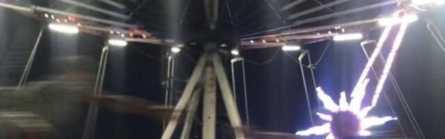 Evo šta se stvarno desilo na ringišpilu u Grockoj! Povređene tri osobe, za sve je kriva patka  (FOTO)