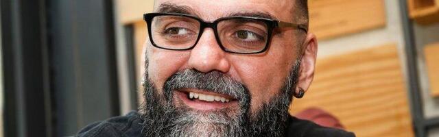 VARDA SE SUKOBIO SA ŽENOM, A NEKAD JE BIO NAJBOLJI MUŽ NA SVETU: Ovako je napadnuta supruga svojevremeno pričala o njemu