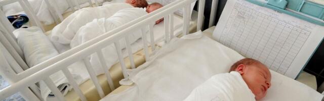 Kako novac i (uvredljive) reklame nisu "kupili" nove roditelje: Broj beba nikad manji