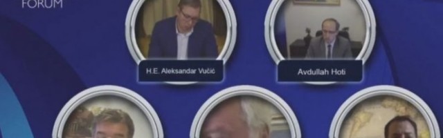 (UŽIVO) VUČIĆ NA BEOGRADSKOM BEZBEDNOSNOM FORUMU! Pratite na Informer.rs!