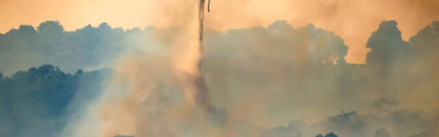 Евакуисано 3.000 туриста због пожара у Патагонији