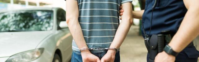 UHAPŠEN BAHATI VOZAČ IZ ARANĐELOVCA: Pokosio pešaka "seatom", pobegao i skrivao se pet dana!  Povređenom se lekari bore za život