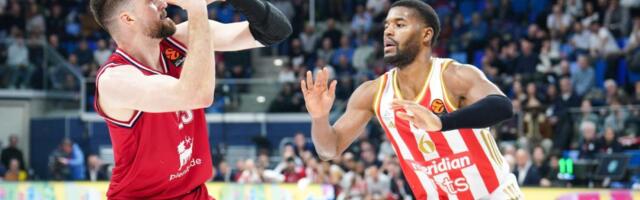 GUDURIĆU, ŠTA ĆE TI TO? ČEMU GLUMA I BACANJE: Više nego čudno ponašanje bivšeg košarkaša Crvene zvezde u Milanu!