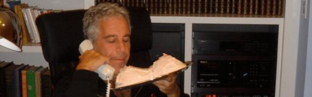 UZNEMIRUJUĆI SNIMAK EPSTAJNA ISPLIVAO U JAVNOST! Intervju otišao nizbrdo, sagovornik pitao pedofila o ĐAVOLU, a njegov odgovor je JEZIV (VIDEO)