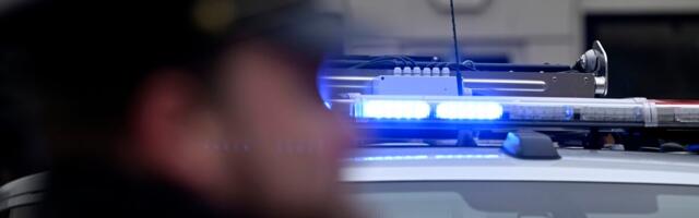 SPREČIO TRAGEDIJU! Učenik (13) nožem nasrnuo na profesorku, vršnjak SKOČIO pa ga...