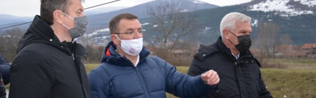 Predsednici opština Glišić i Miljković sa direktorom “Srbijavode” obišli poplavljena područja