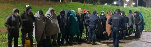 Carinici kod Niša u autobusu zatekli 28 ilegalnih migranata