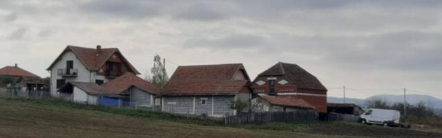Породична трагедија код Тополе: Брат убио брата на спавању